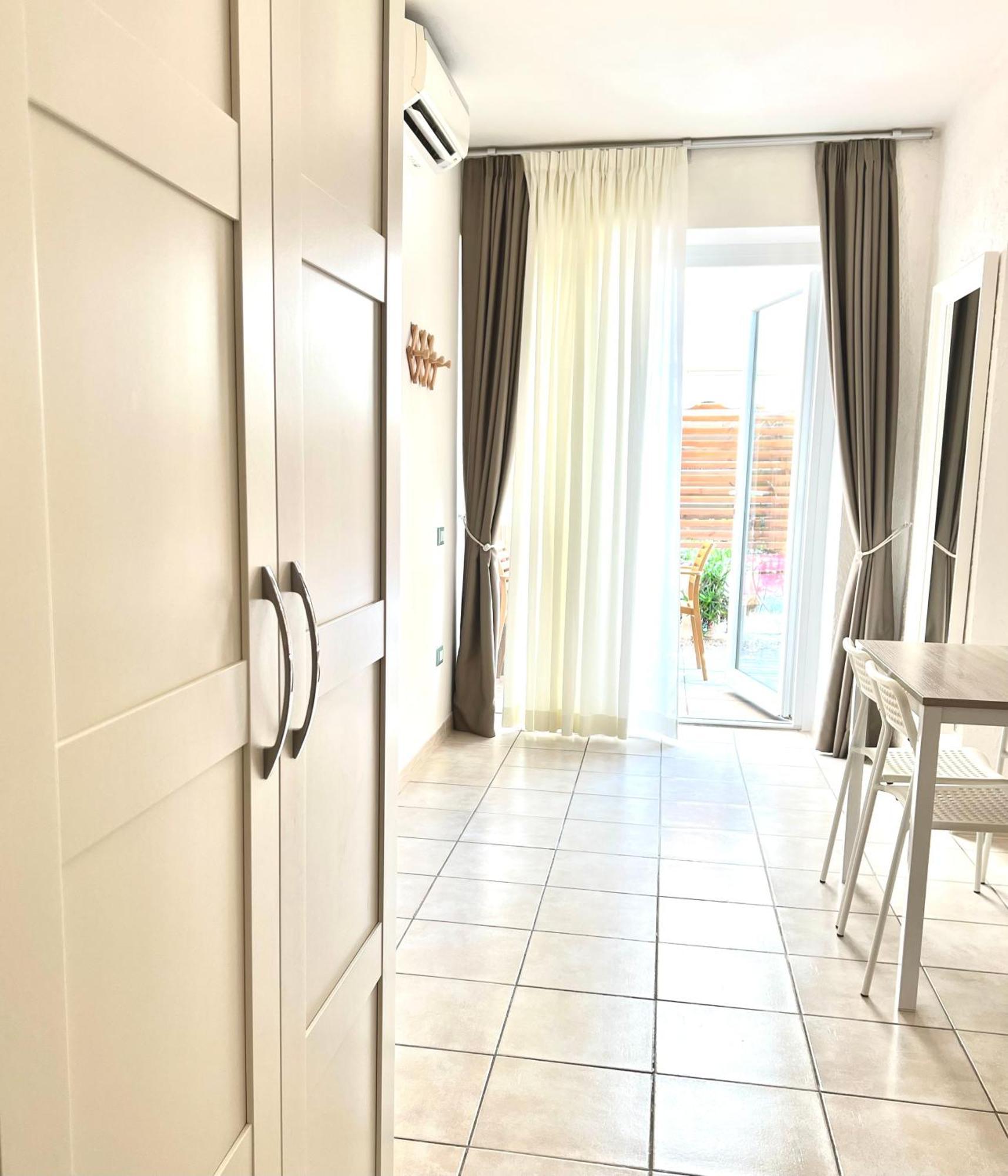 All'Etrusconia Hotel Castagneto Carducci Марина-ди- Кастаньето Экстерьер фото