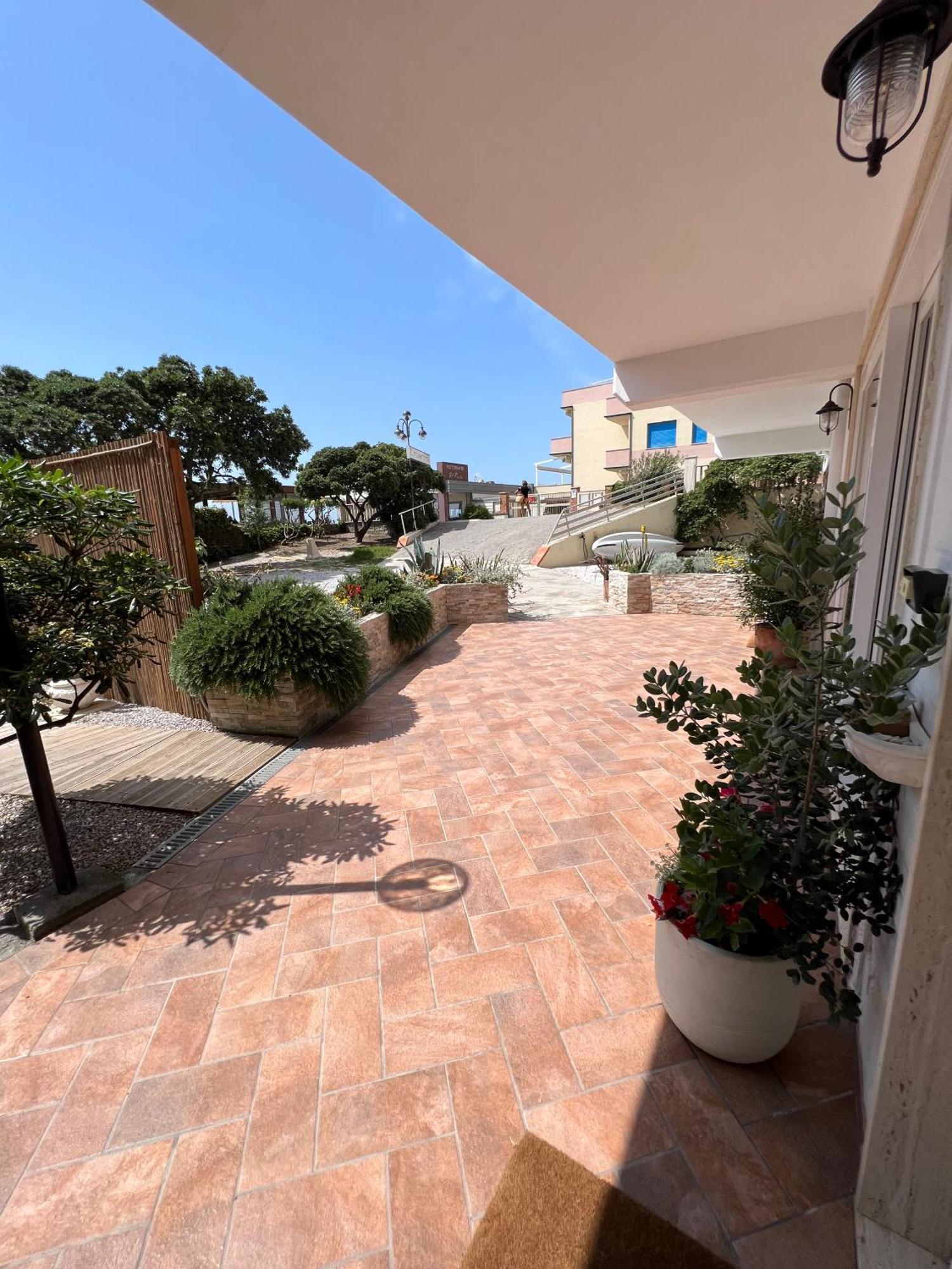 All'Etrusconia Hotel Castagneto Carducci Марина-ди- Кастаньето Экстерьер фото