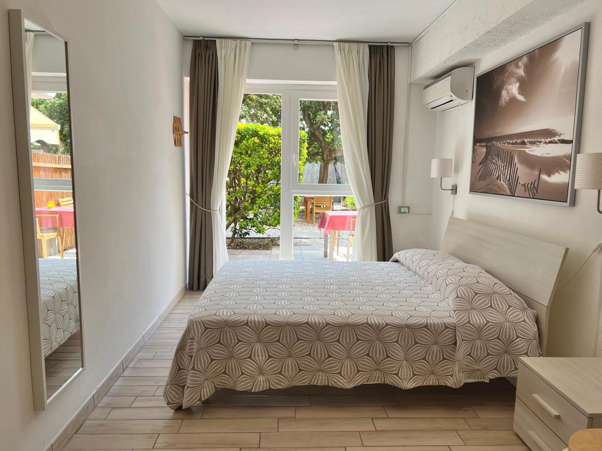 All'Etrusconia Hotel Castagneto Carducci Марина-ди- Кастаньето Экстерьер фото